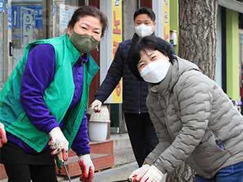 유경희 활동사진